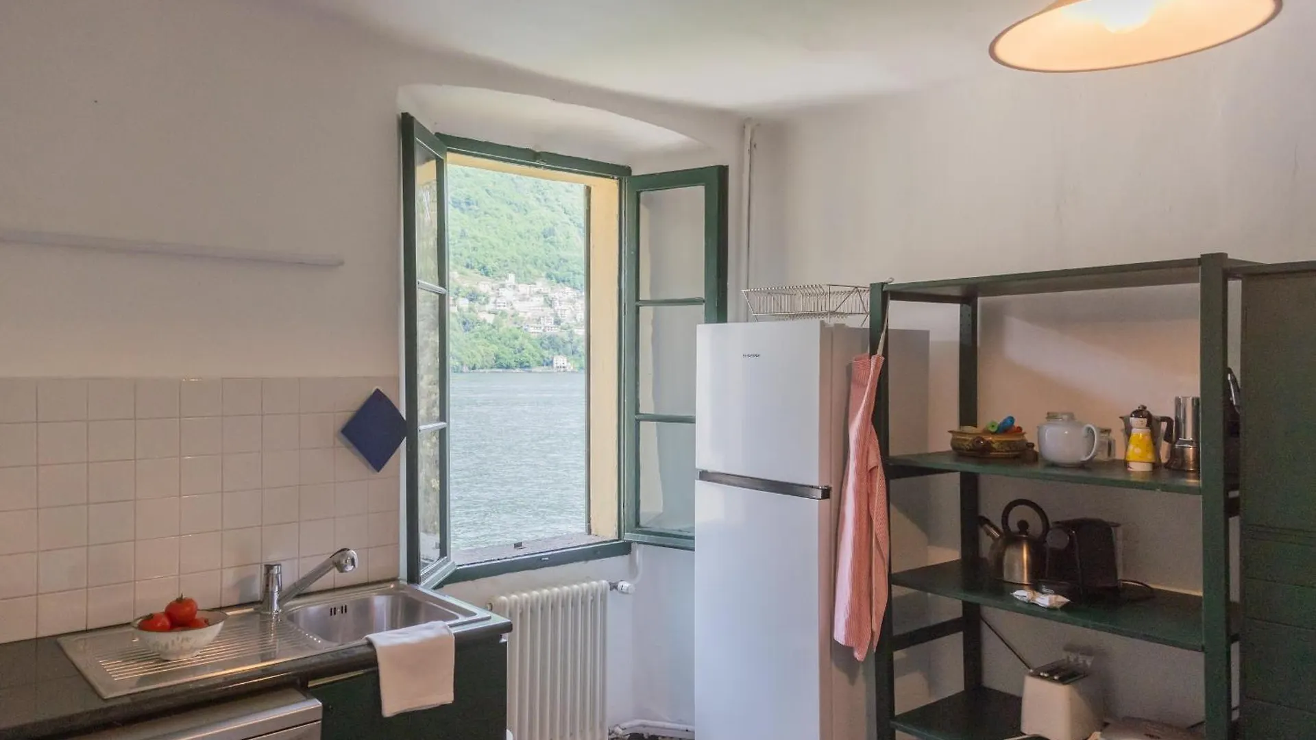 Residenza Regina On The Lake By Rent All Como Laglio Lägenhet